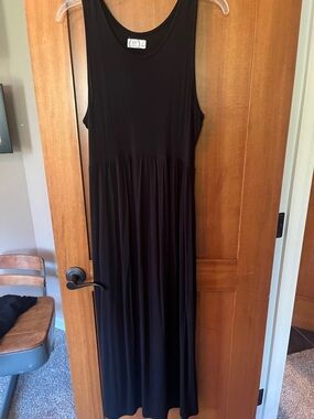 Maurices Black Sleeveless Maxi Dress